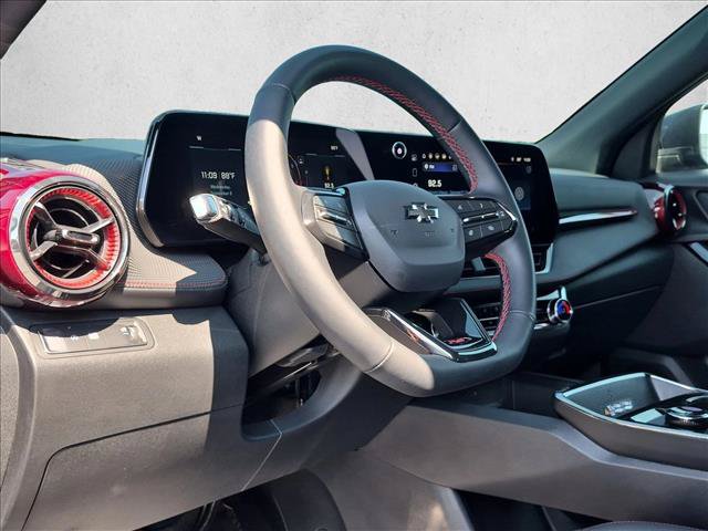 Used 2025 Chevrolet Equinox RS w/ Safety and Technology Package FWD image 8
