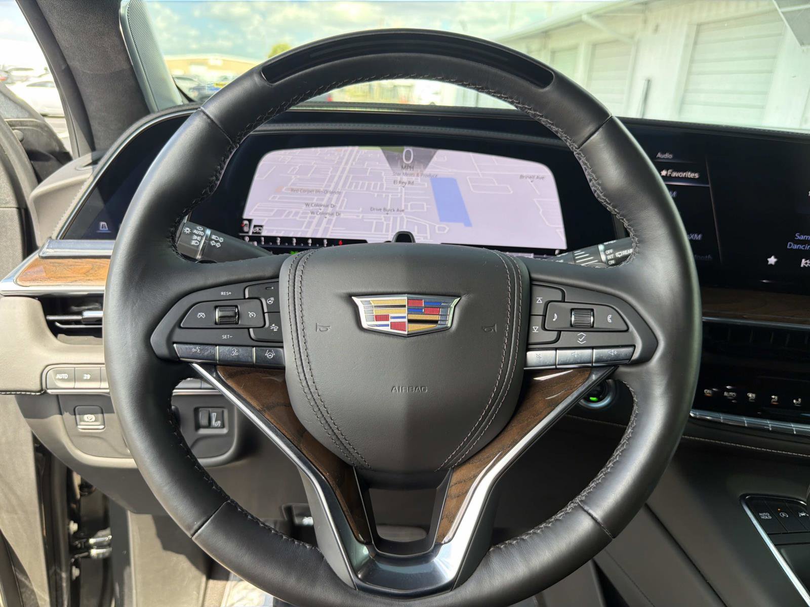 Used 2024 Cadillac Escalade Sport Platinum w/ Heavy-Duty Trailer Package AWD/4WD image 26