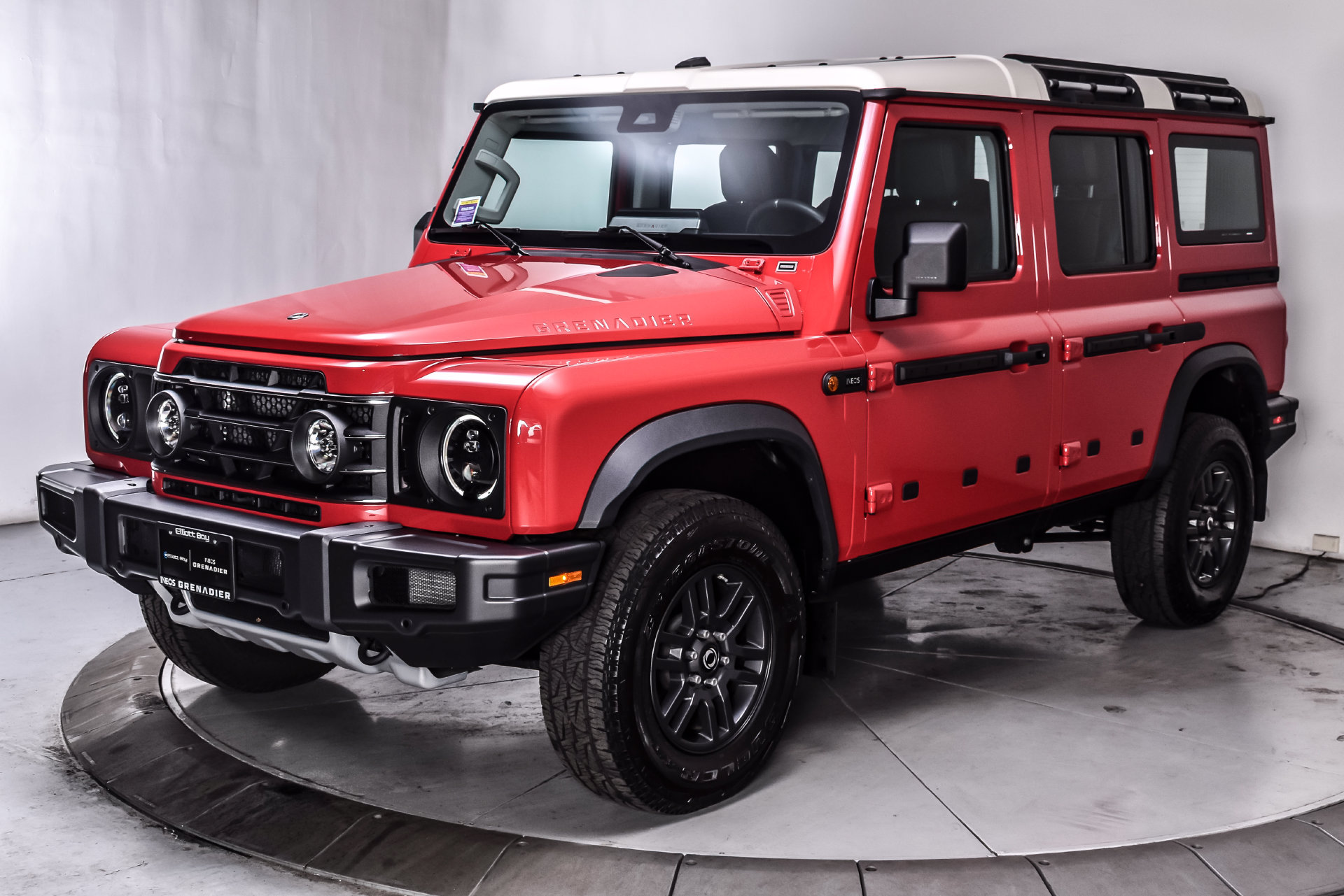 Used 2025 INEOS Grenadier Station Wagon AWD/4WD image 3