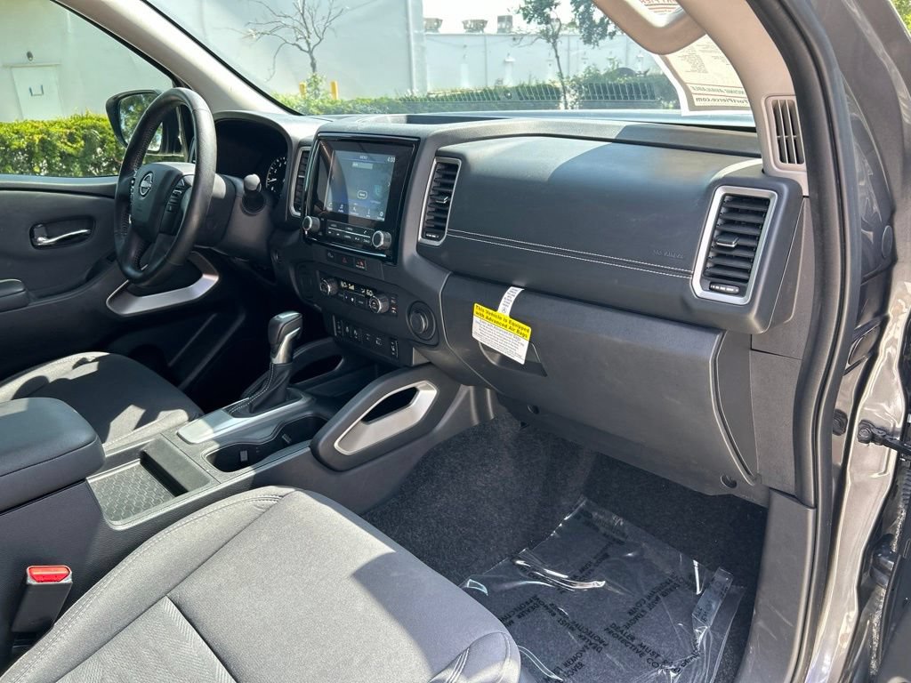 Certified 2024 Nissan Frontier SV w/ SV Convenience Package RWD image 43