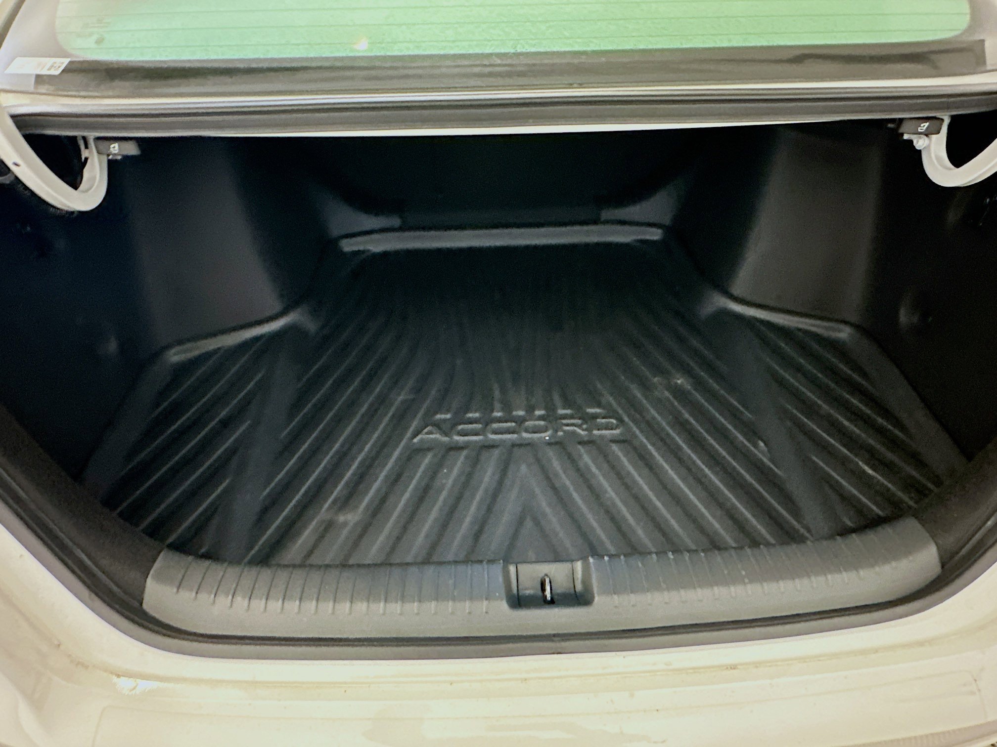 Used 2024 Honda Accord EX image 30