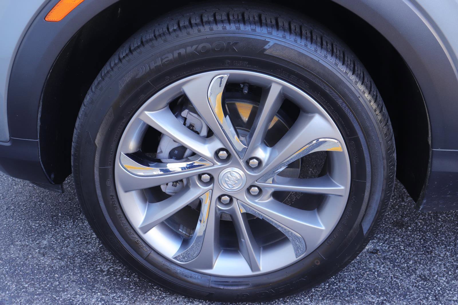 Used 2023 Buick Encore GX Essence w/ Experience Buick Package image 40