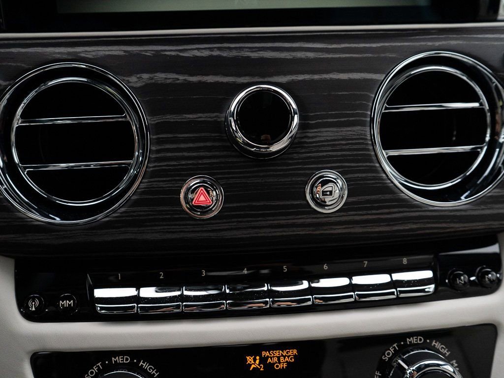 Certified 2023 Rolls-Royce Ghost w/ Ghost Package image 44