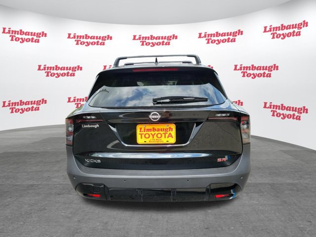 Used 2025 Nissan Kicks SR FWD image 26