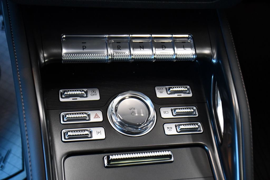 Used 2026 Lincoln Nautilus Reserve AWD/4WD image 33