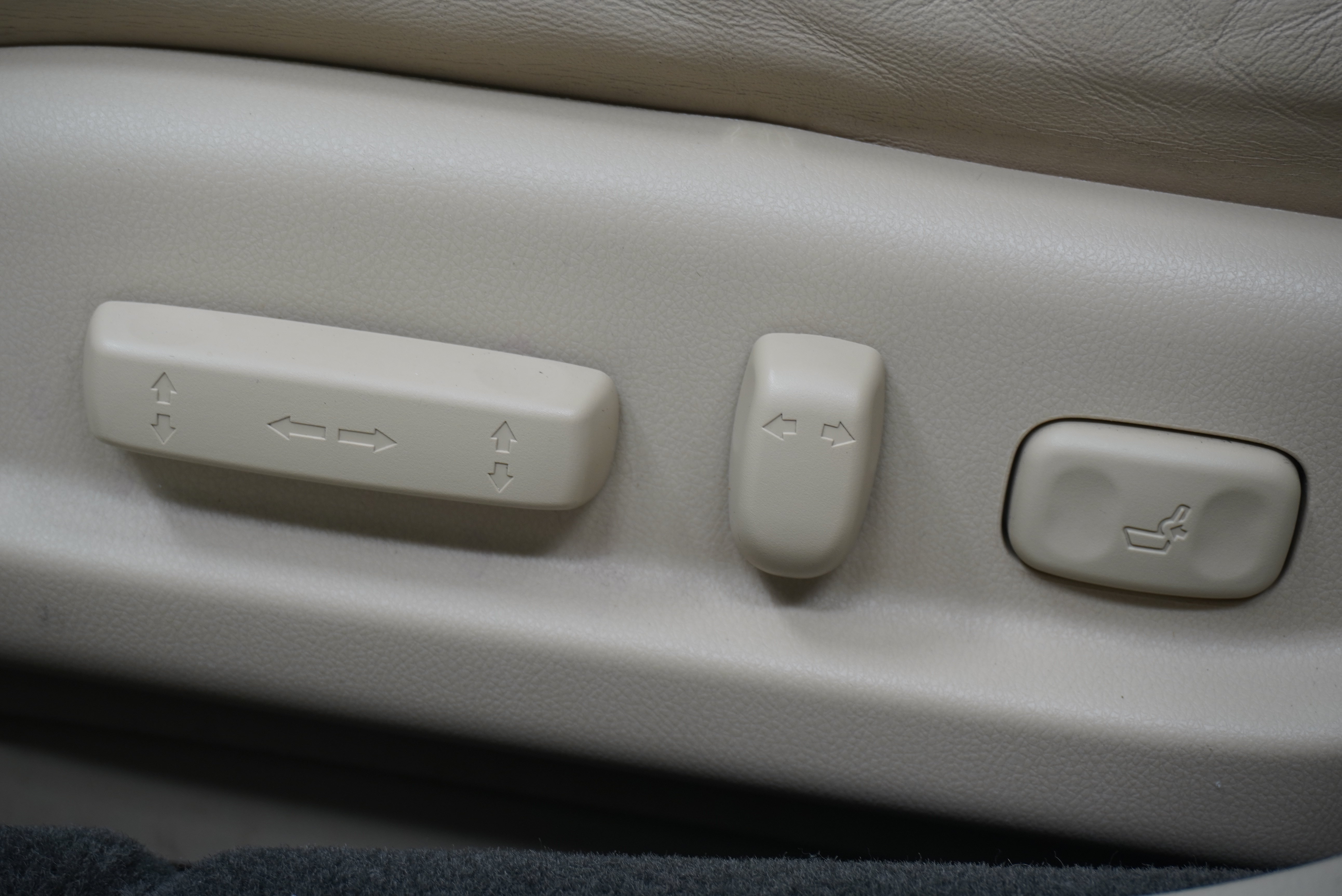 Used 2012 Acura TL w/ Advance Package FWD image 13