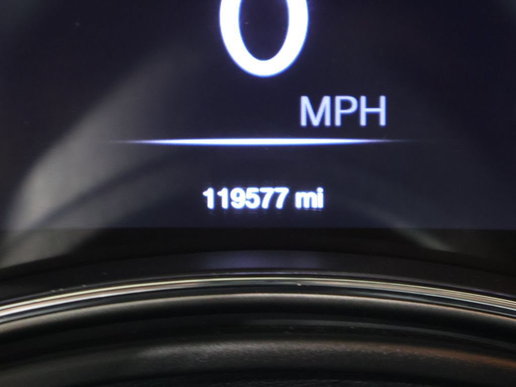 Used 2018 Jeep Grand Cherokee Altitude AWD/4WD image 38