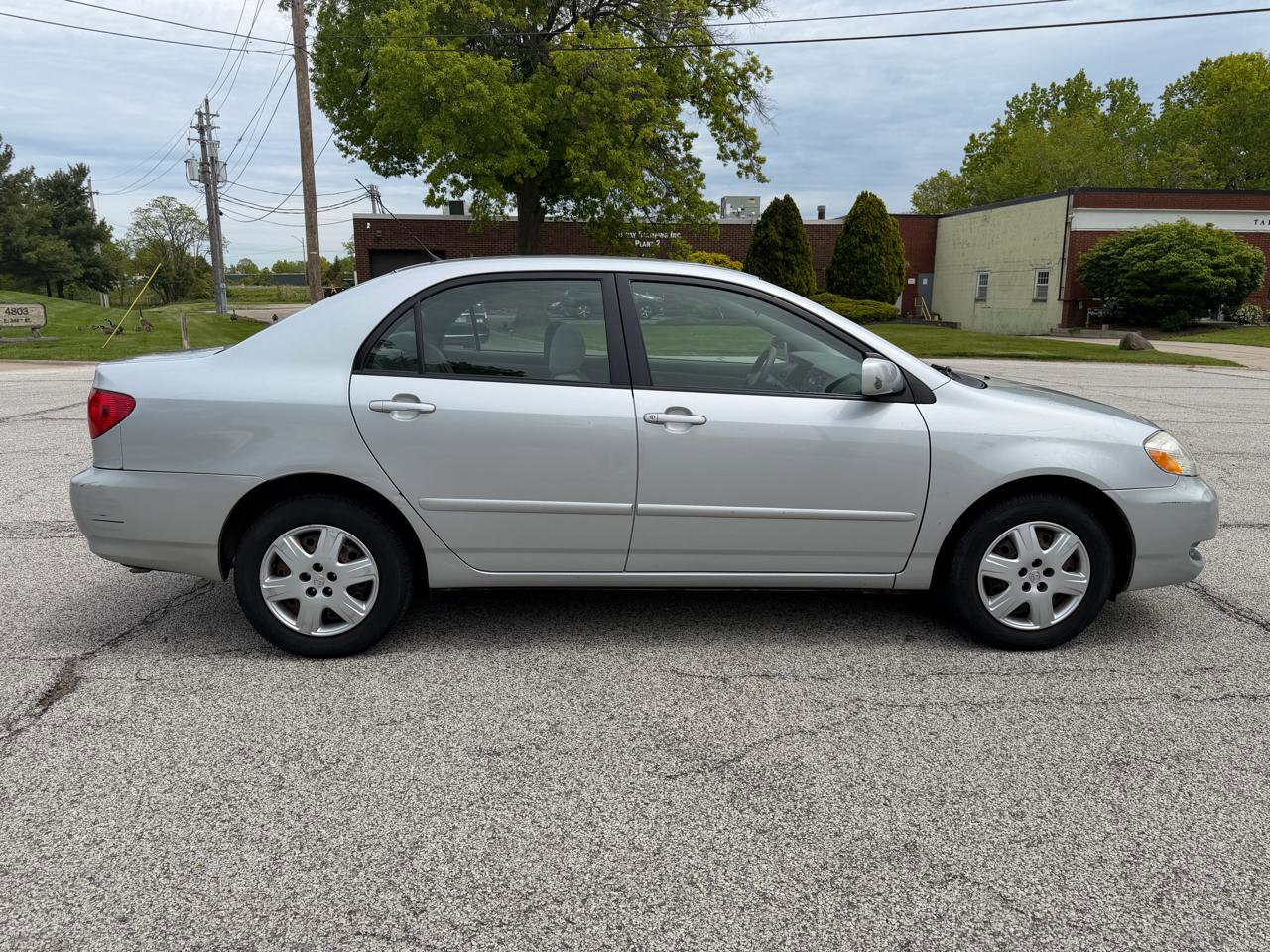 Used 2007 Toyota Corolla CE FWD image 4