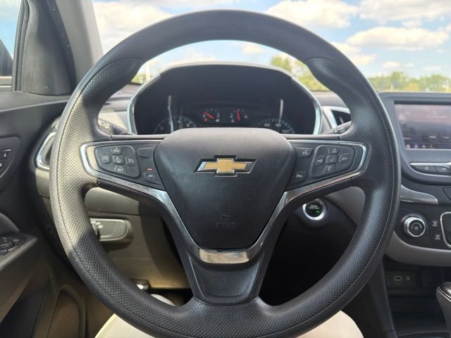 Used 2020 Chevrolet Equinox LS FWD image 34