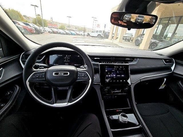 New 2024 Jeep Grand Cherokee L Laredo AWD/4WD image 12