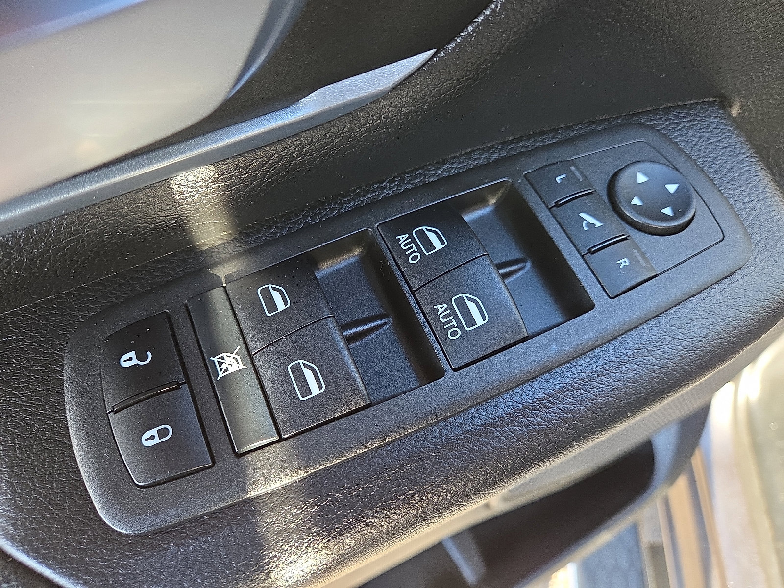 Used 2022 RAM 1500 Lone Star image 12