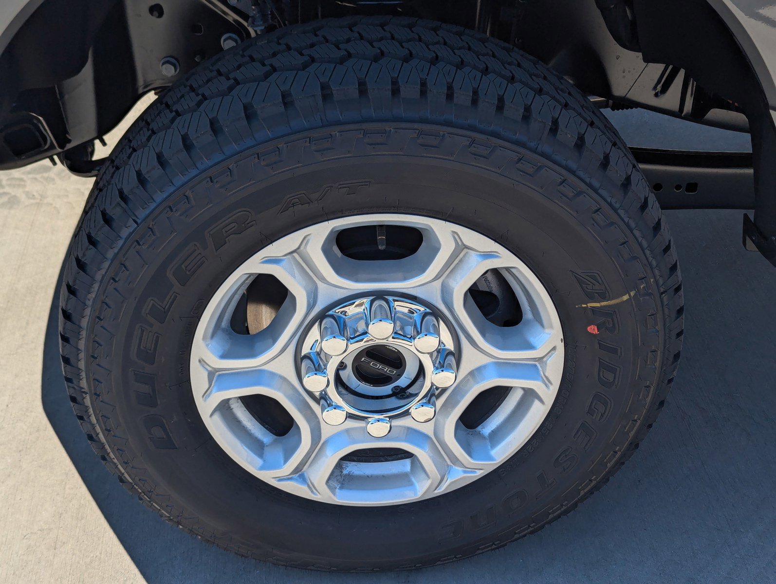 New 2026 Ford F350 XLT w/ FX4 Off-Road Package AWD/4WD image 7