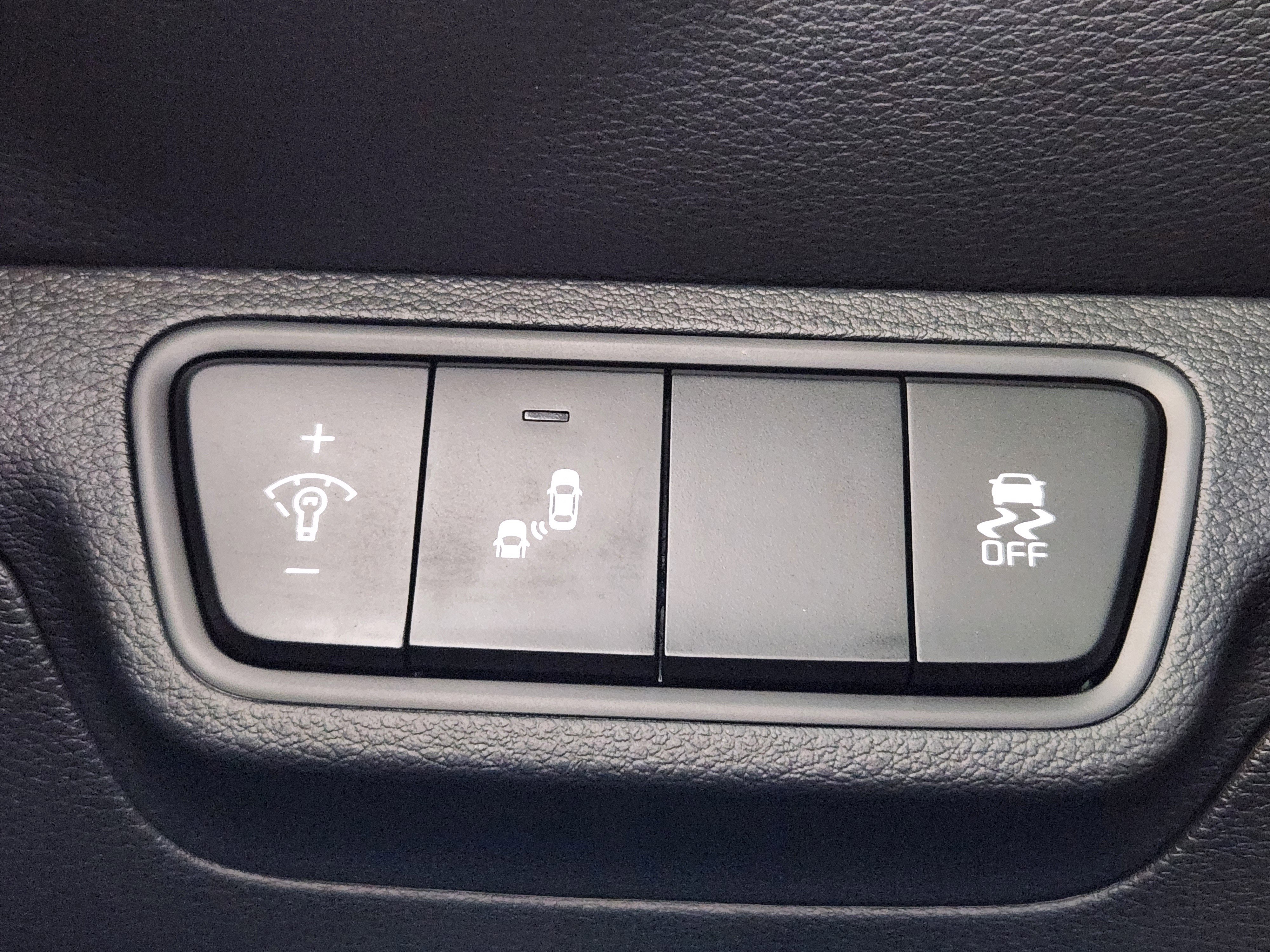 Used 2023 Kia Forte GT image 27