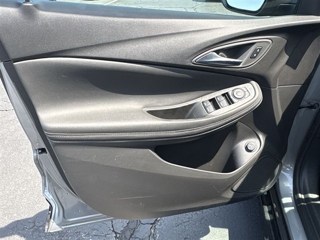 Certified 2024 Buick Encore GX Sport Touring w/ Comfort Package FWD image 21