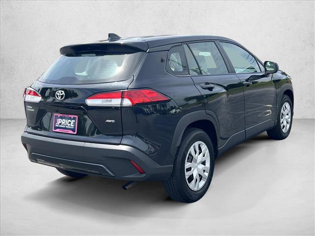 Used 2024 Toyota Corolla Cross L AWD/4WD image 5