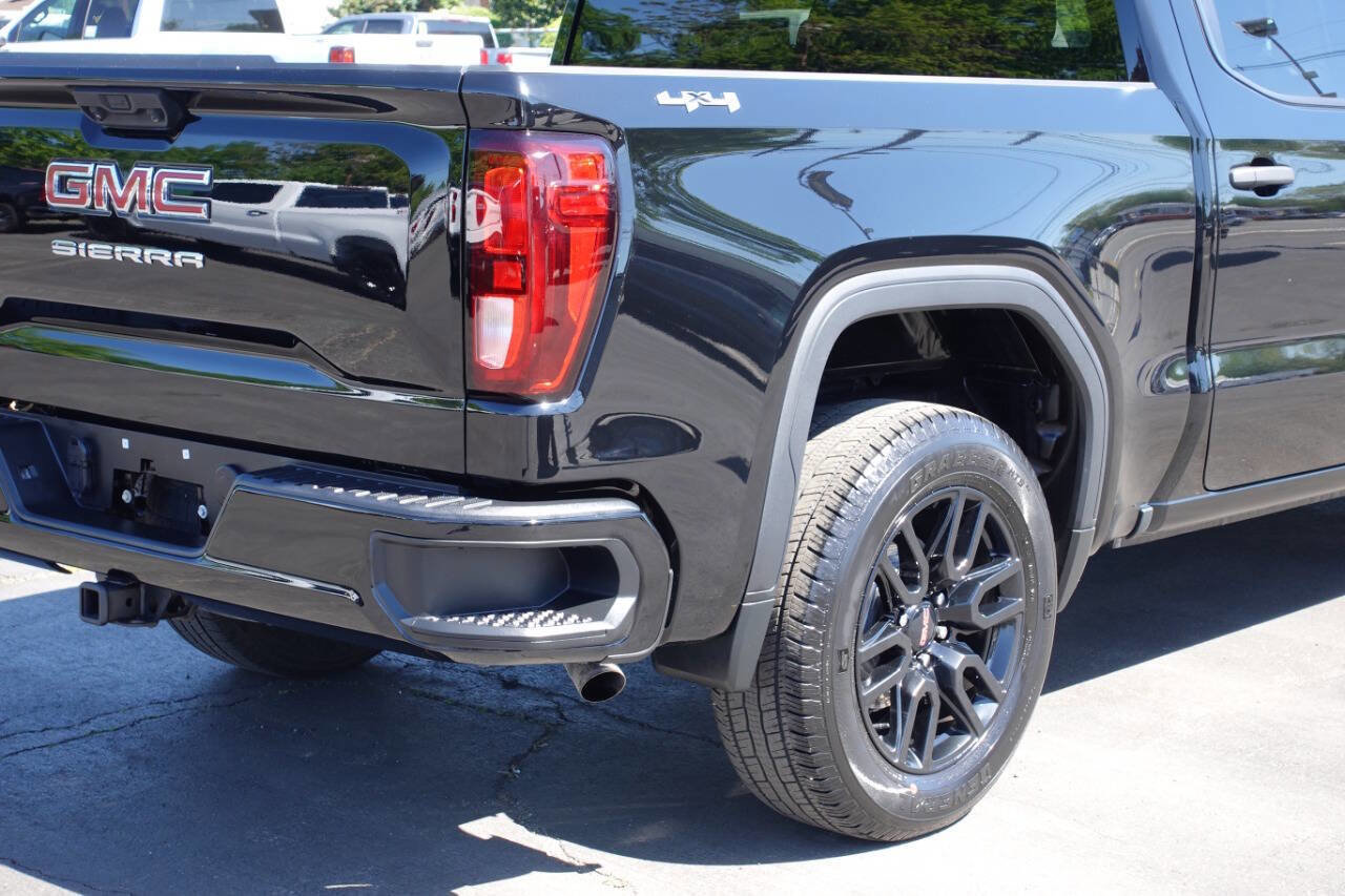 Used 2023 GMC Sierra 1500 Pro w/ Graphite Edition AWD/4WD image 10