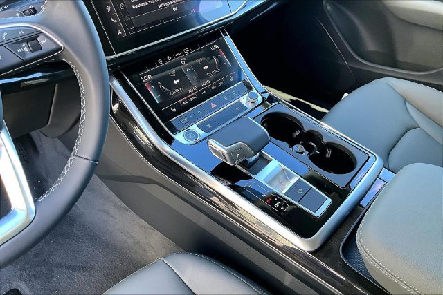 New 2026 Audi Q7 2.0T Premium AWD/4WD image 8