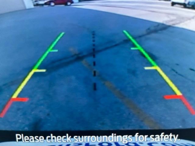 Used 2022 Ford Explorer XLT w/ Equipment Group 202A AWD/4WD image 26