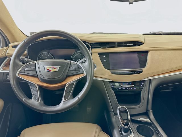 Used 2018 Cadillac XT5 Platinum w/ Driver Assist Package AWD/4WD image 23