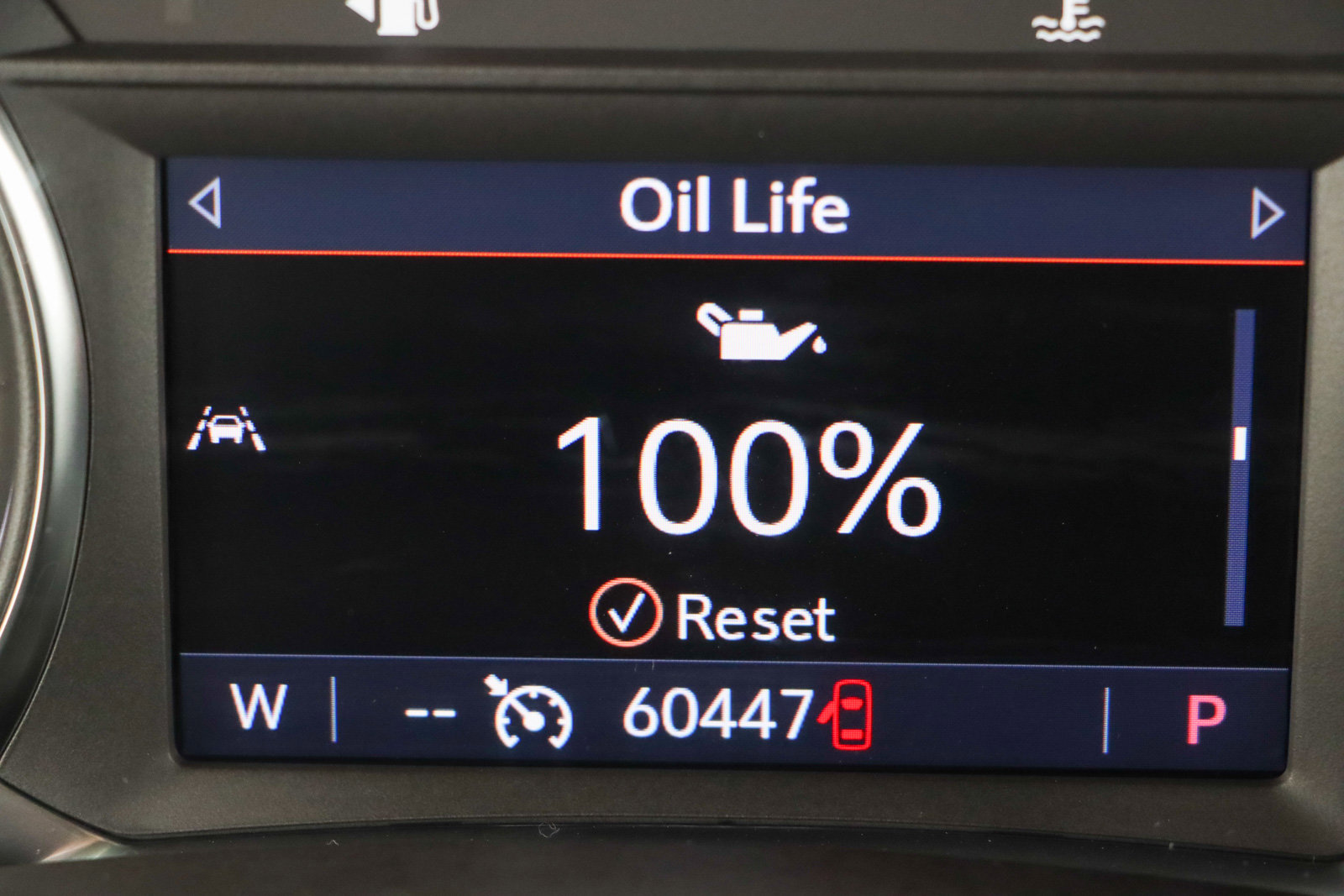 Used 2023 GMC Terrain AT4 image 16