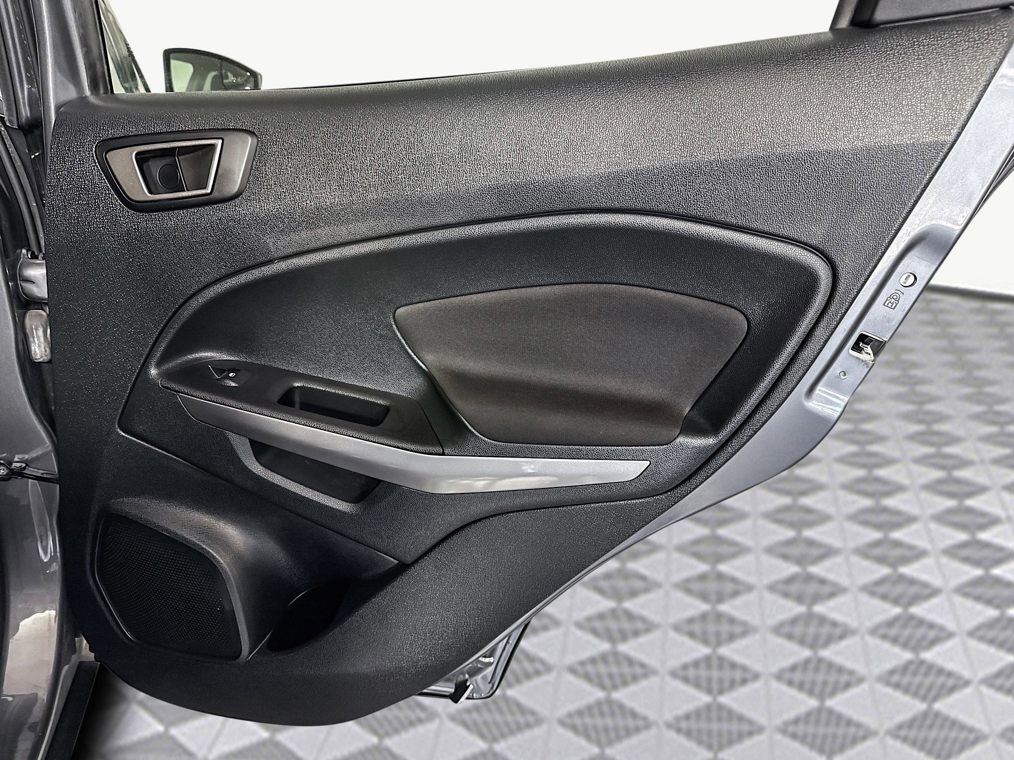 Used 2021 Ford EcoSport SE image 28