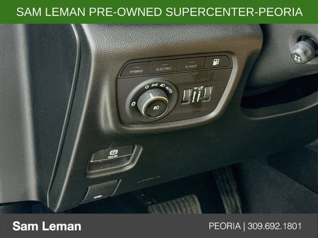 Used 2022 Jeep Grand Cherokee Summit w/ Luxury Tech Group V AWD/4WD image 10