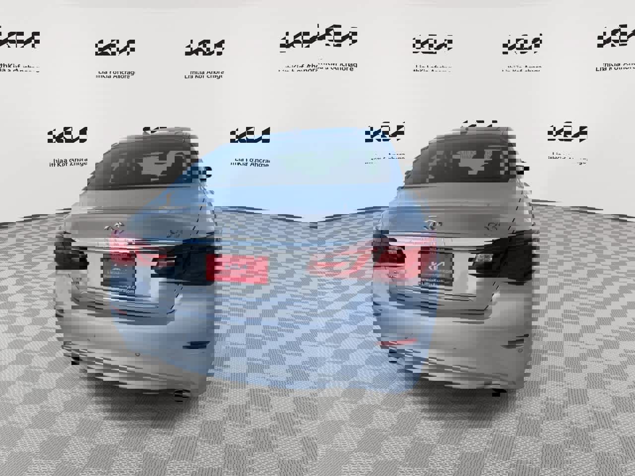 Used 2019 INFINITI Q70 Luxe image 9