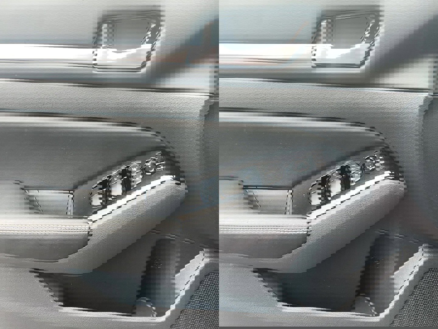 Used 2024 Nissan Altima 2.5 SL image 16