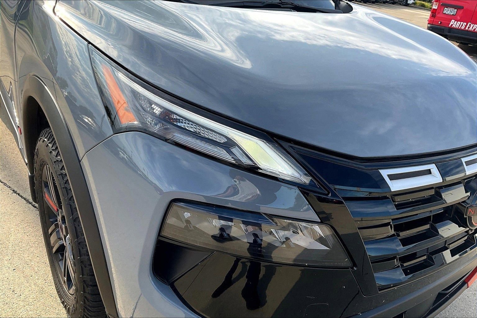 Certified 2025 Nissan Rogue SV image 35