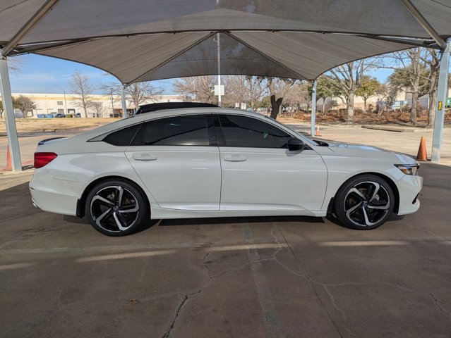 Used 2022 Honda Accord Sport image 4