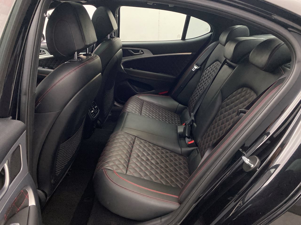 Used 2021 Genesis G70 3.3T AWD/4WD image 25