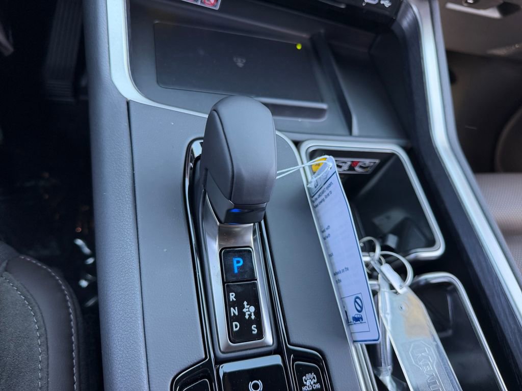 New 2026 Lexus TX 550h AWD Plug-In Hybrid image 22