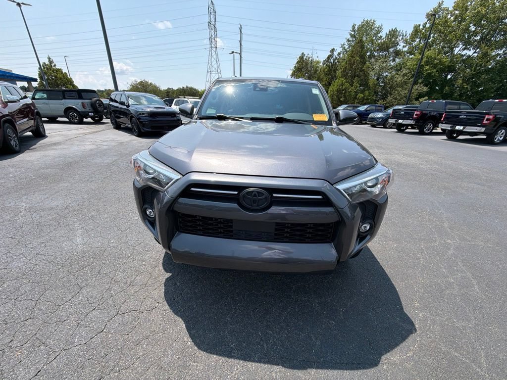 Used 2021 Toyota 4Runner SR5 Premium w/ Moonroof Package RWD image 17