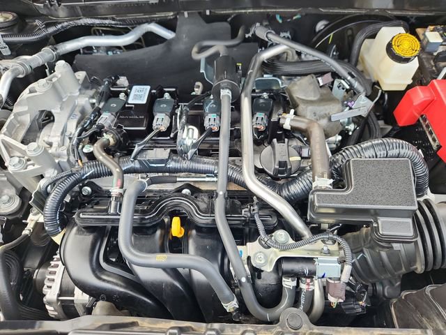 Certified 2025 Nissan Kicks SR AWD/4WD image 15