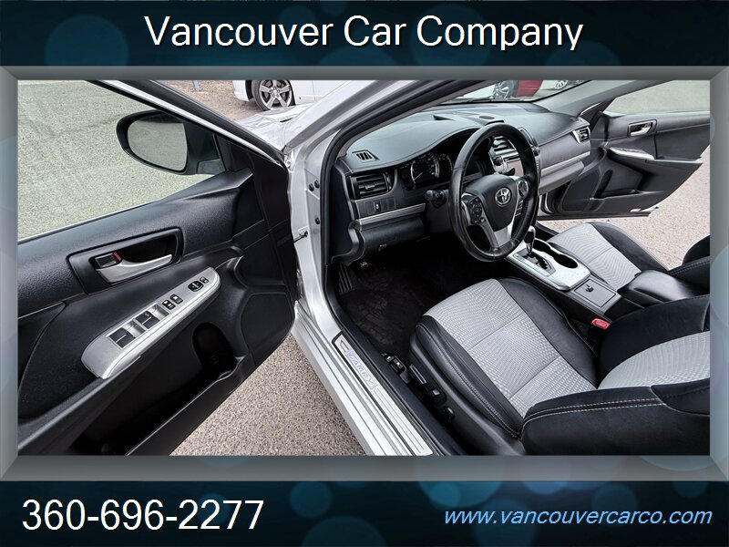 Used 2014 Toyota Camry SE FWD image 13