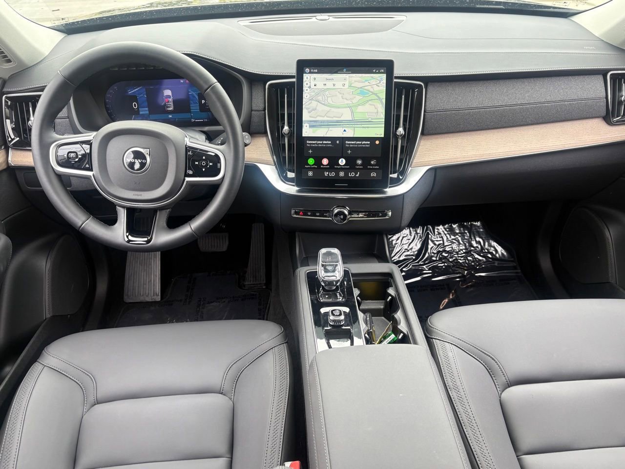 New 2026 Volvo XC90 B5 Core w/ Protection Package Premier image 13