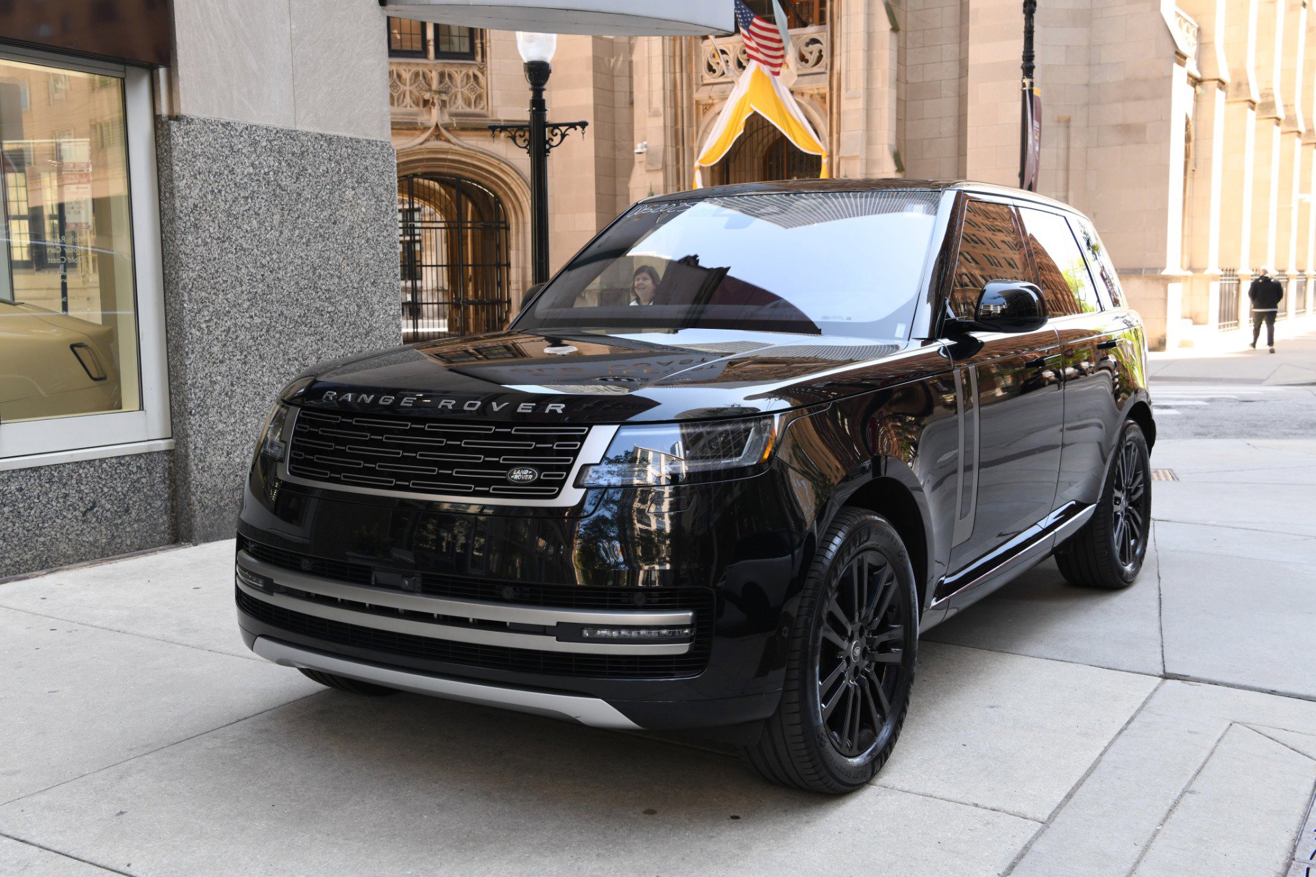 Used 2023 Land Rover Range Rover SE