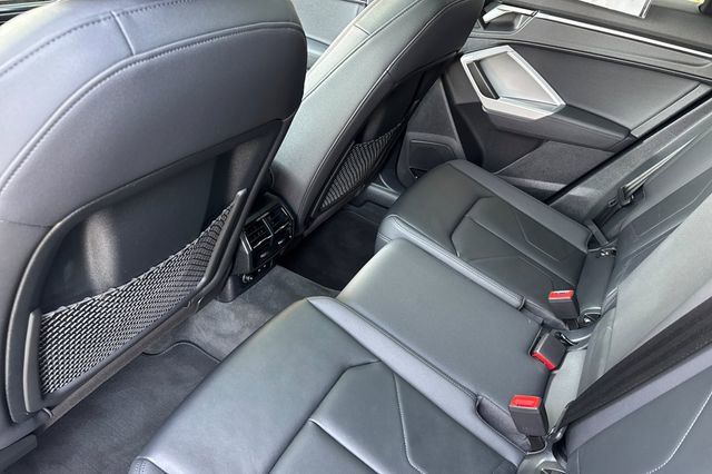 Used 2022 Audi Q3 2.0T Premium Plus w/ Premium Plus Package image 13
