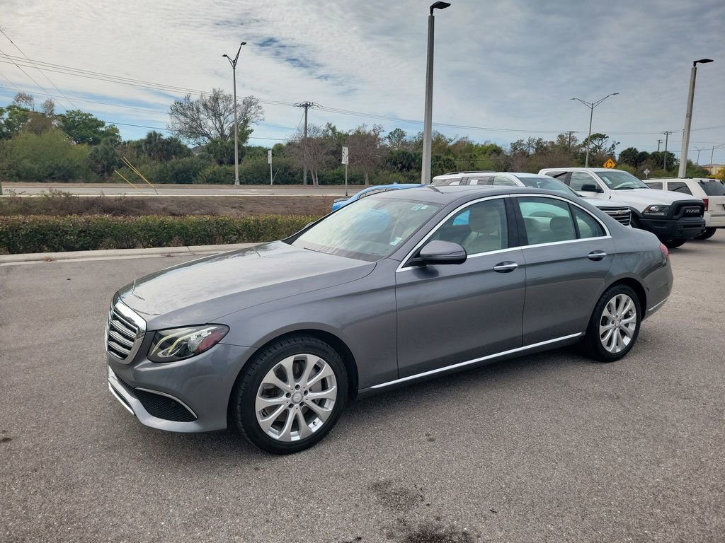 Used 2017 Mercedes-Benz E 300 image 10