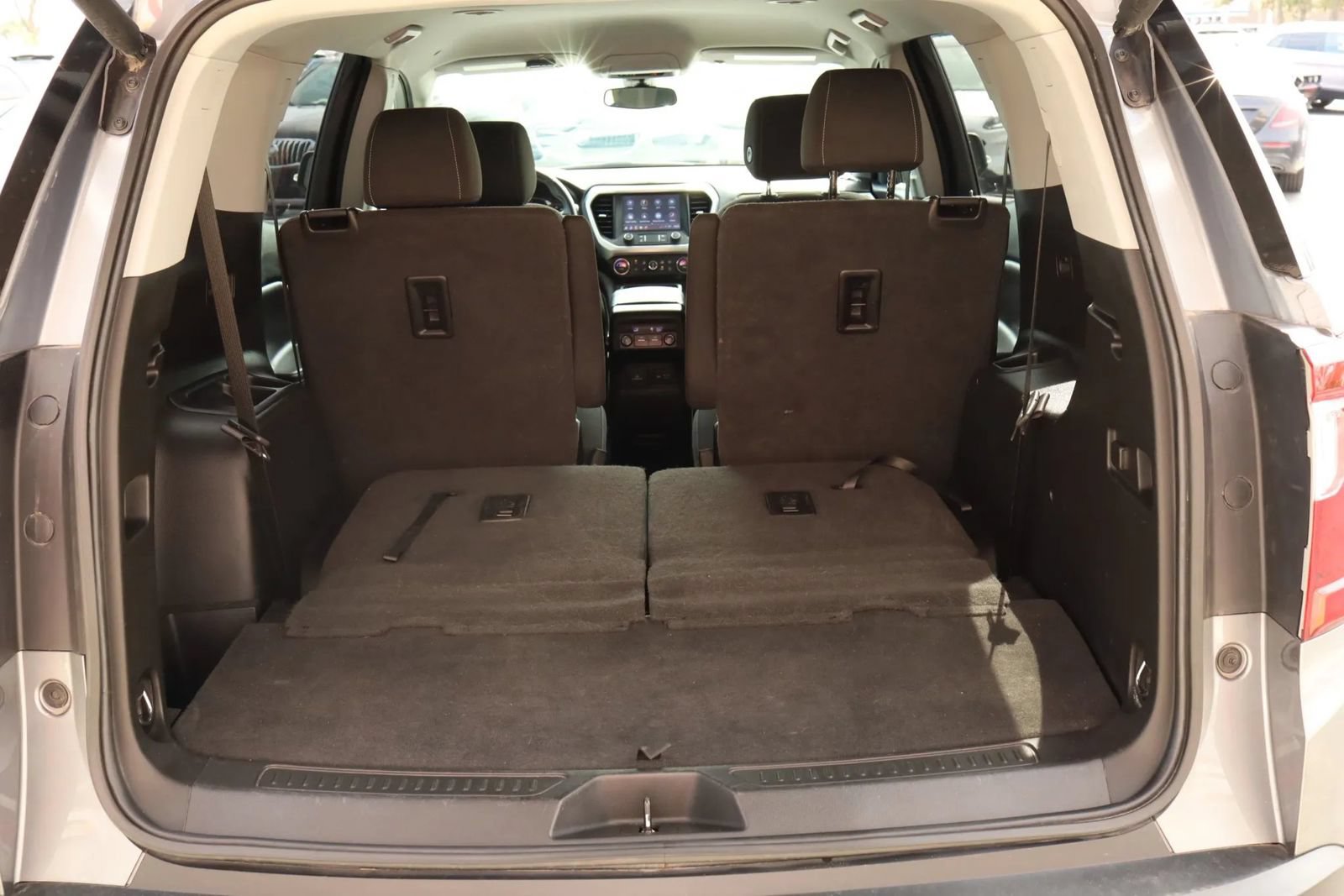 Used 2021 GMC Acadia SLE w/ Driver Convenience Package AWD/4WD image 48