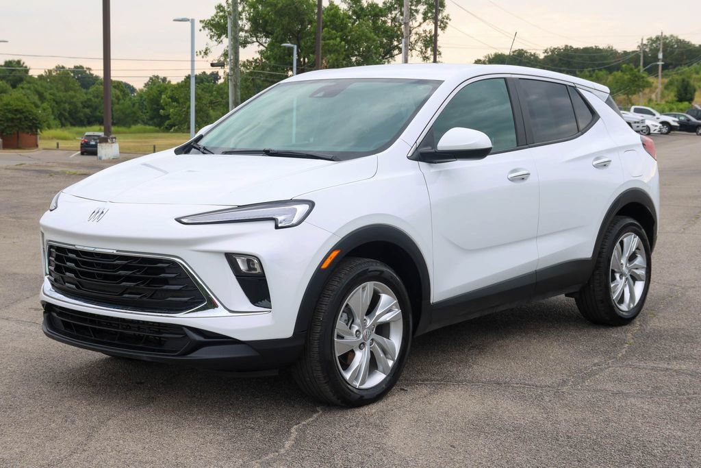 Used 2025 Buick Encore GX Preferred AWD/4WD image 6