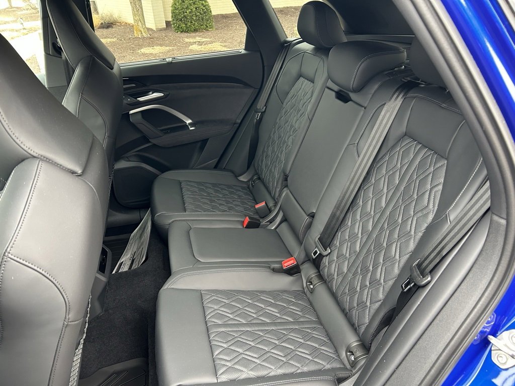 New 2025 Audi SQ5 Premium Plus image 19