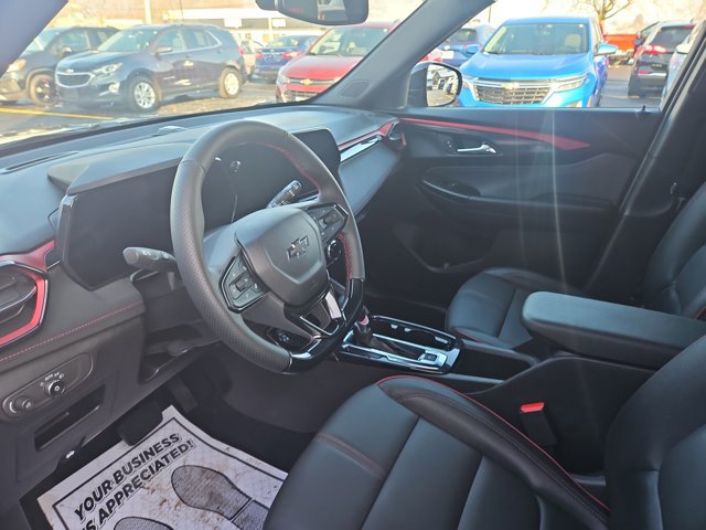 Used 2025 Chevrolet TrailBlazer RS w/ Convenience Package image 8