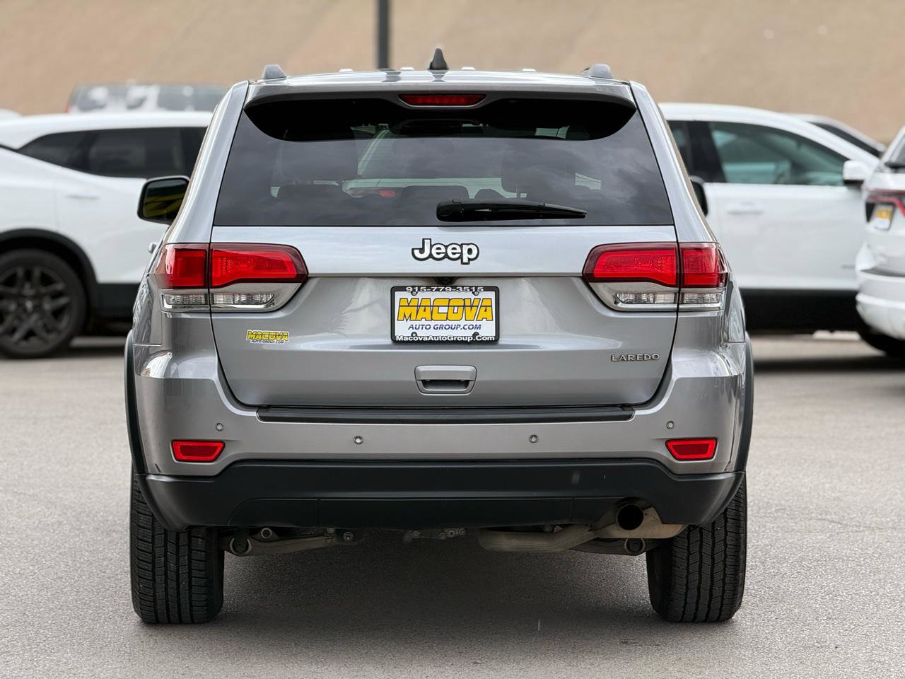Used 2021 Jeep Grand Cherokee Laredo RWD image 6