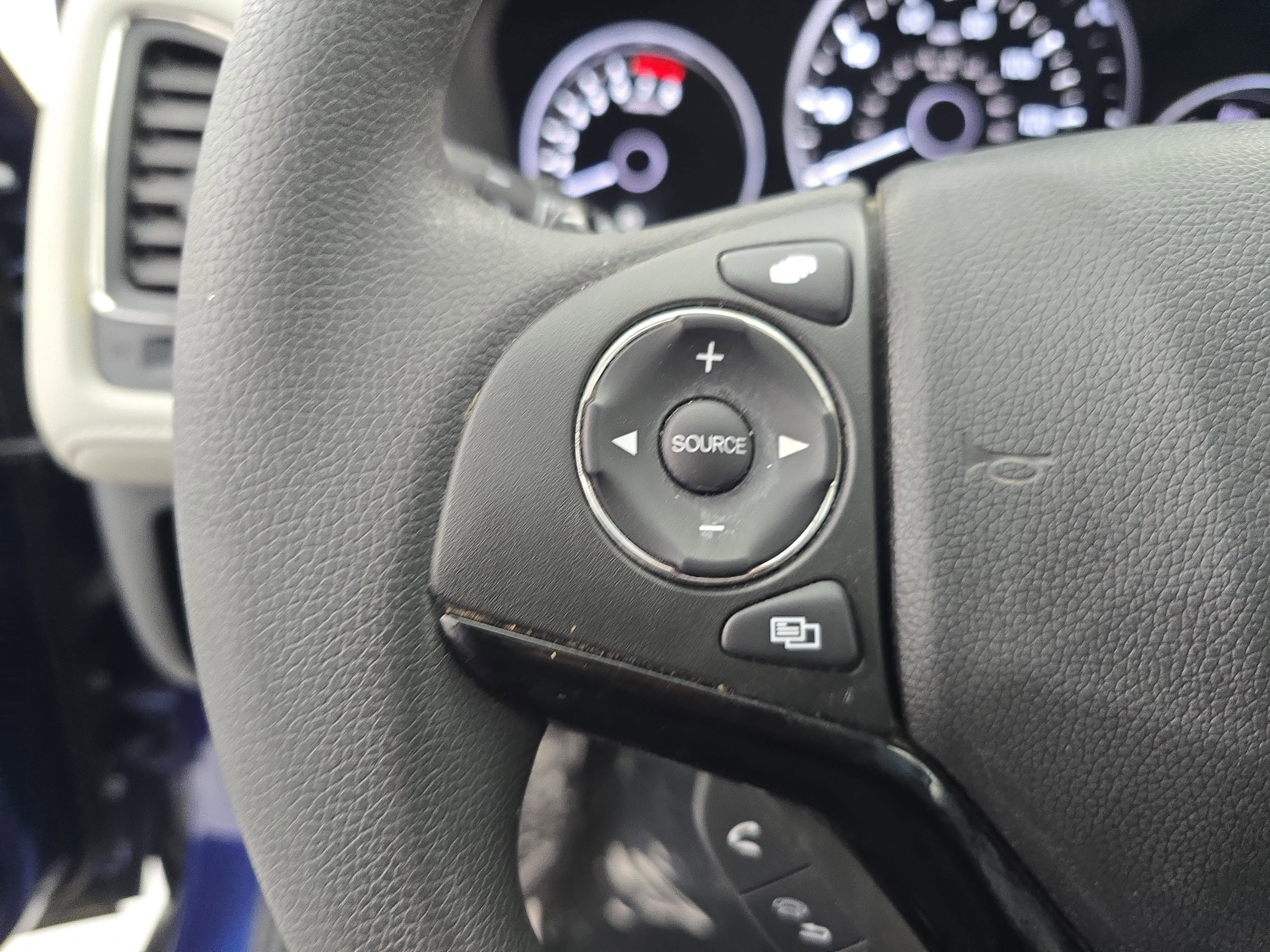 Used 2016 Honda HR-V EX image 16