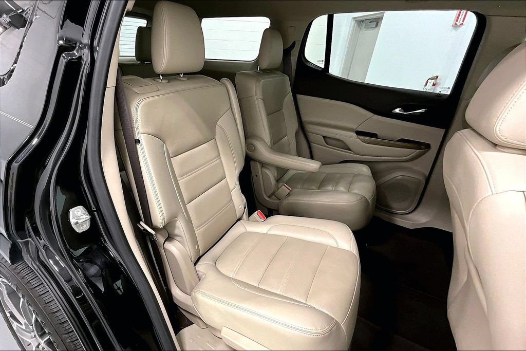 Used 2019 GMC Acadia Denali AWD/4WD image 32