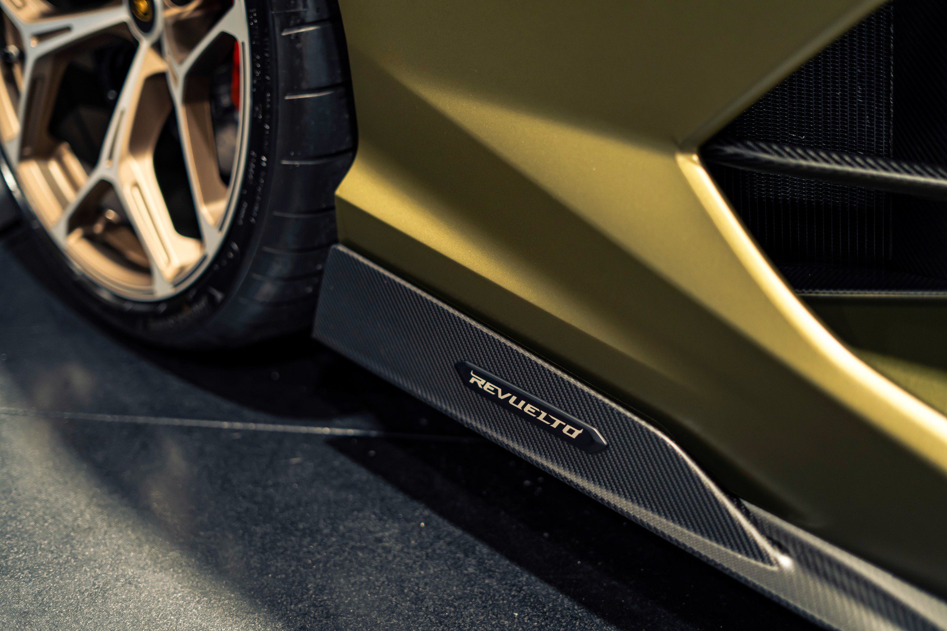 Used 2025 Lamborghini Revuelto AWD/4WD image 49
