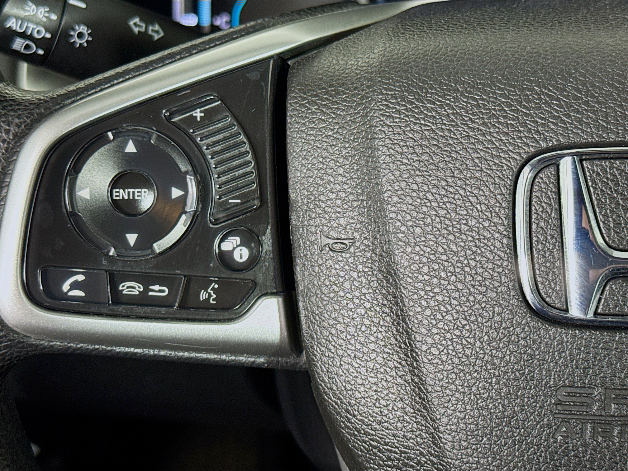 Used 2018 Honda Civic EX image 13