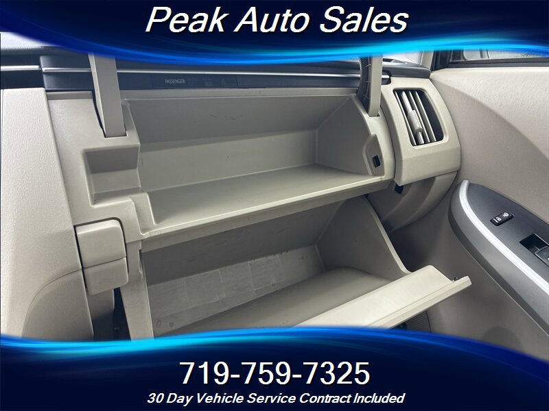 Used 2015 Toyota Prius Five w/ Advanced Technology Package FWD image 20
