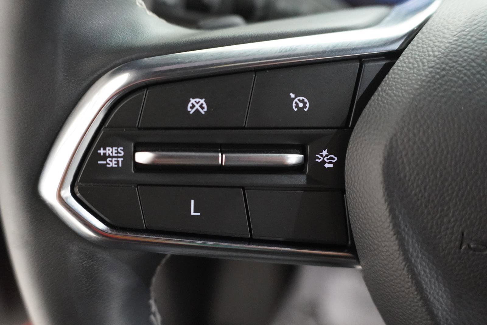 Used 2024 Chevrolet Traverse LT w/ Midnight/Sport Edition image 21